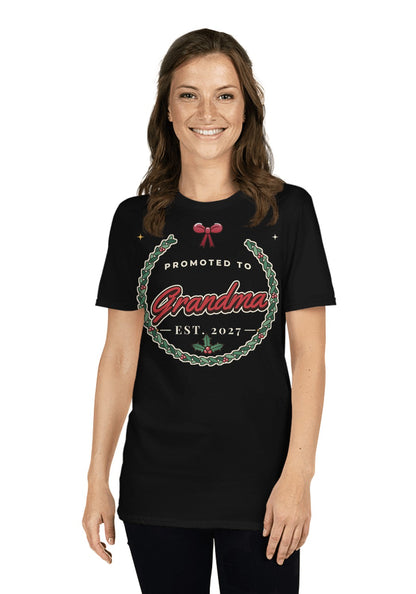 Promoted to Grandma 2027 t-shirt in Black