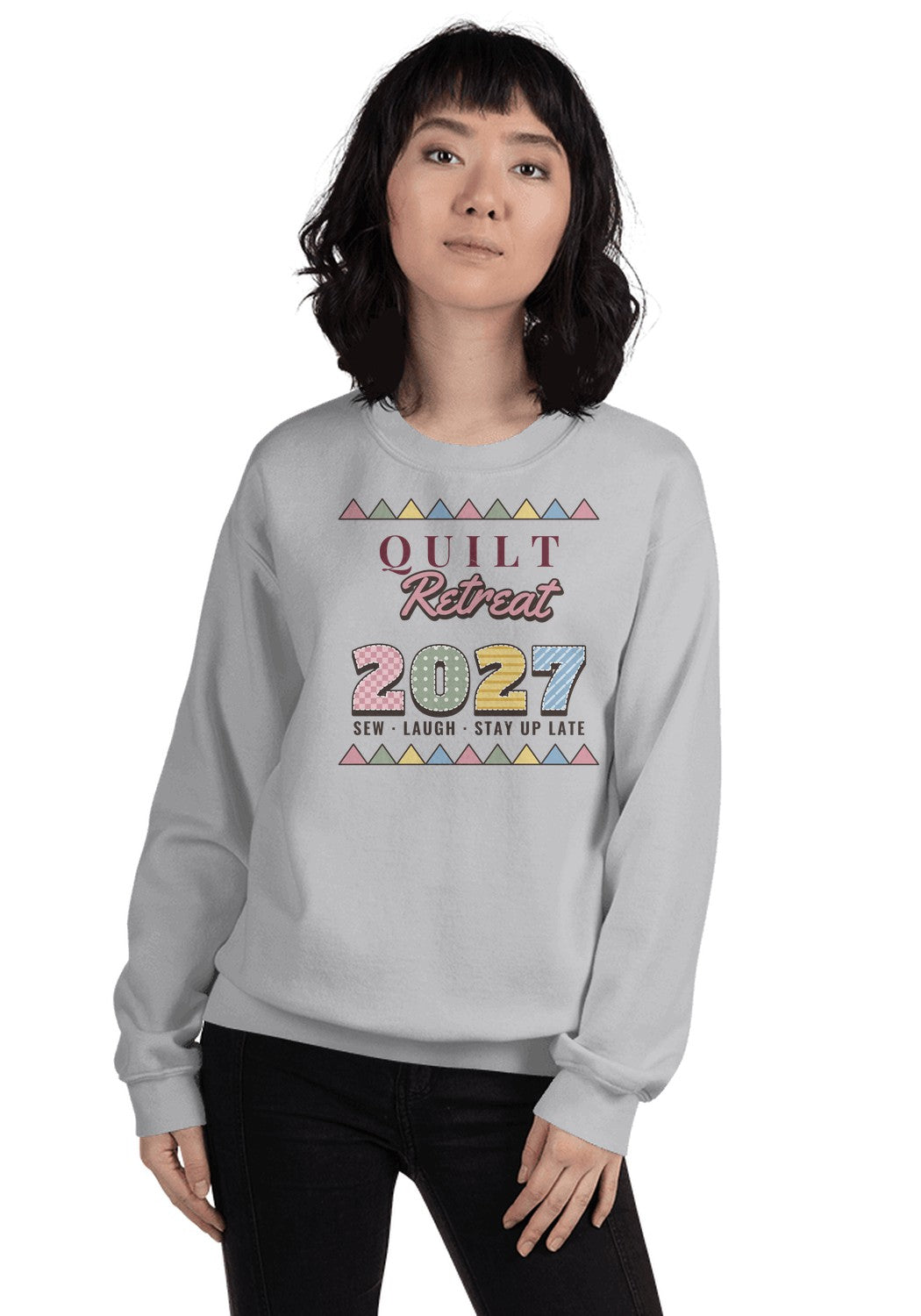 Quilt Retreat 2027 sweatshirt in Sport Grey