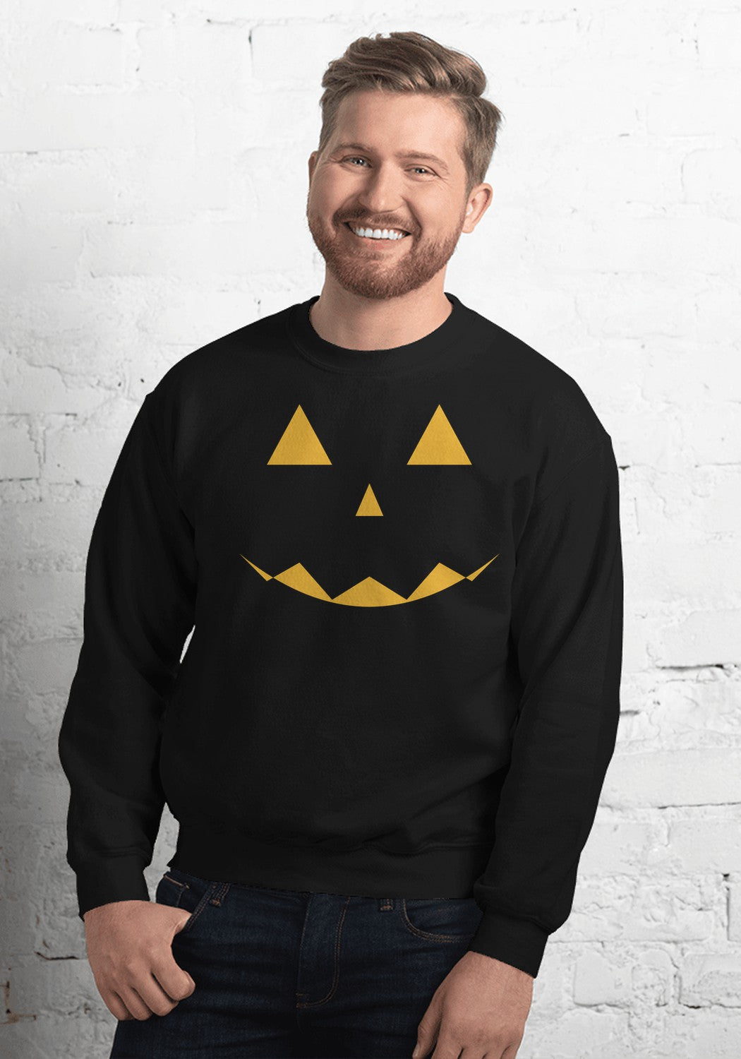 Classic Pumpkin Face sweatshirt in Black